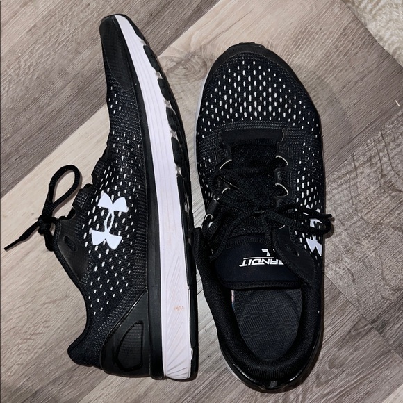 Under Armour Black and White Bandit 4 Running Shoes - Picture 1 of 7